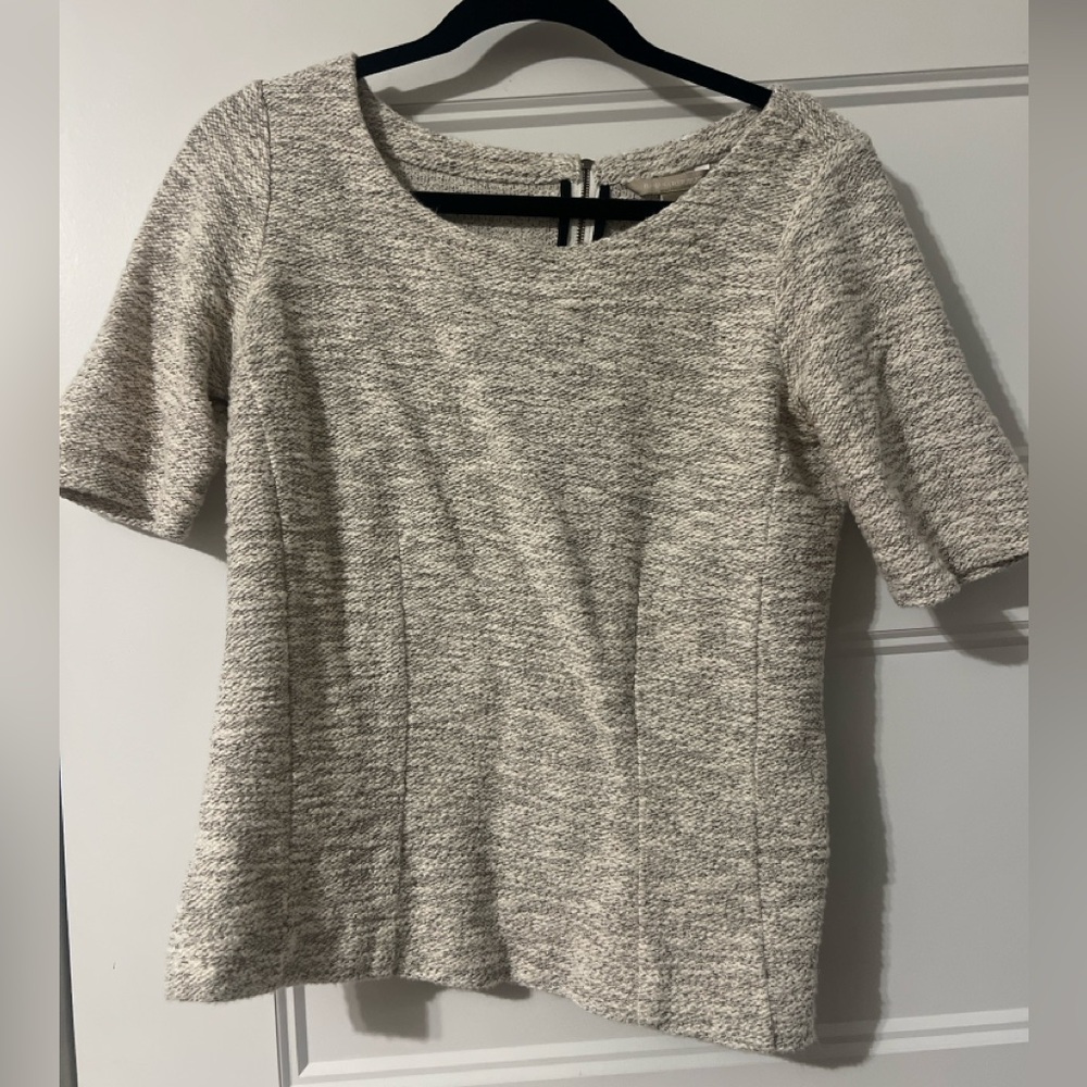 Banana Republic short sleeve blouse with gold shimmer